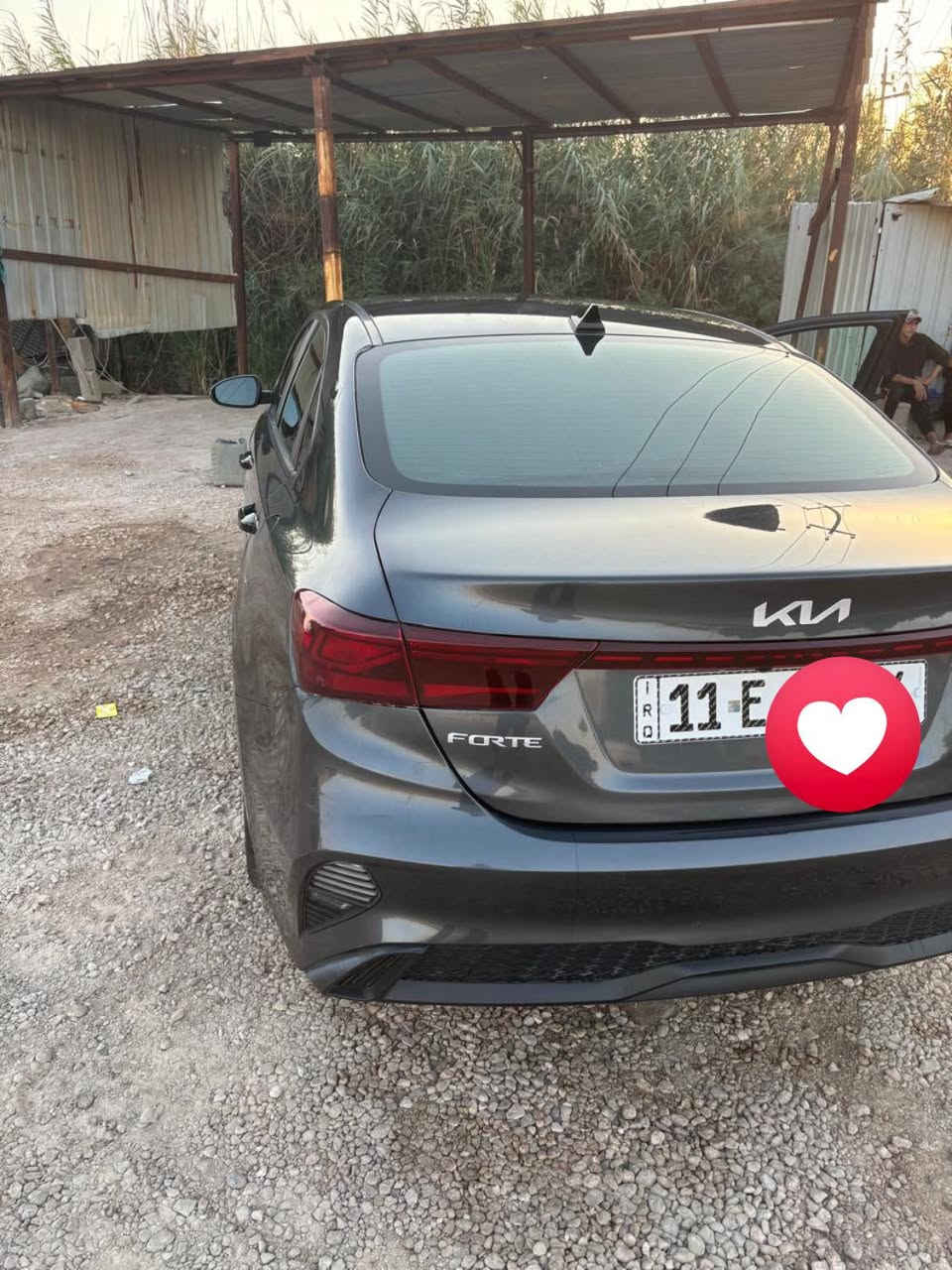كيا فورتي موديل 22 حره رقم بغداد باسمي مكاني السماوه مكينه 2000 شاشه كامره ماشيه 100 السعر 145. الشراي يتصل ***********
