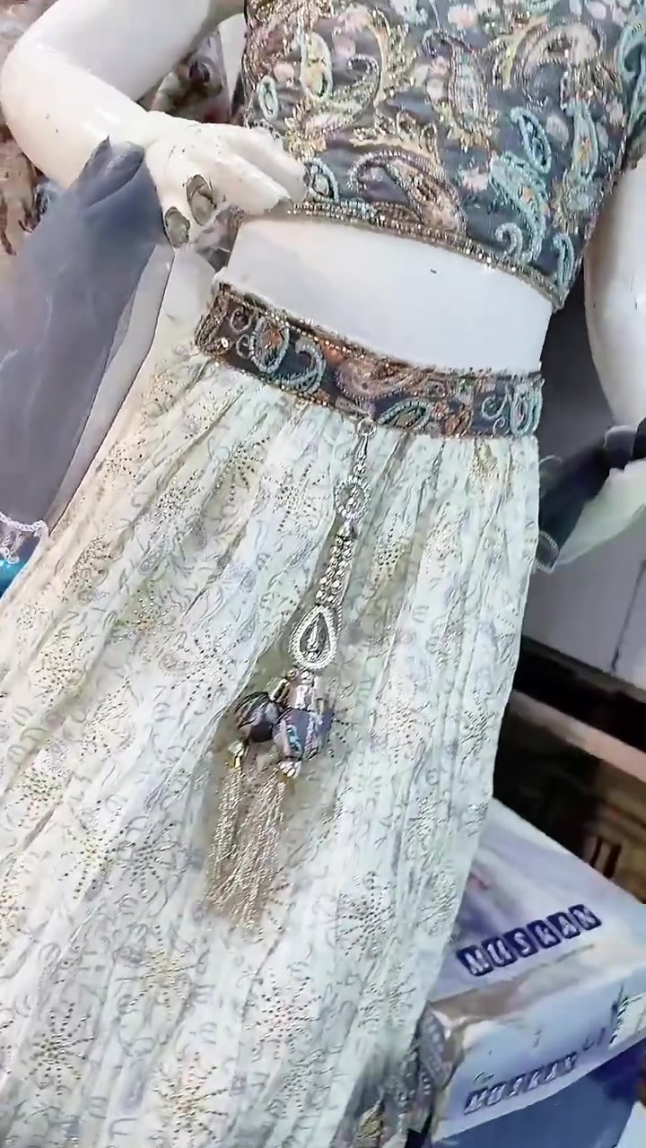 बेबी डॉल 🤔
के लिया 😱
 #fypシ゚viralシ #trendingreel #trending #collection #girlpower #viral #wedding #fypシ #babygirl #facebookreels #viralreelschallenge


**إذا كنت صاحب هذا الإعلان وتريد حذفه لأي سبب، رجاءا أرسل رسالة إلى الدعم الفني**