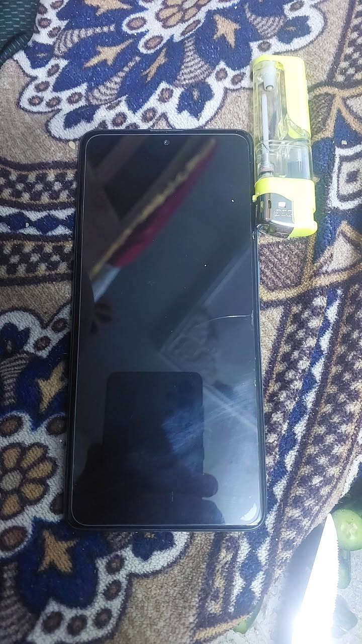 A71
شرط كلو شغال بس شاشة بي شوية طبع ما مأثر سعر 90 بي مجال بوبجي صار 60 فريم


**إذا كنت صاحب هذا الإعلان وتريد حذفه لأي سبب، رجاءا أرسل رسالة إلى الدعم الفني**