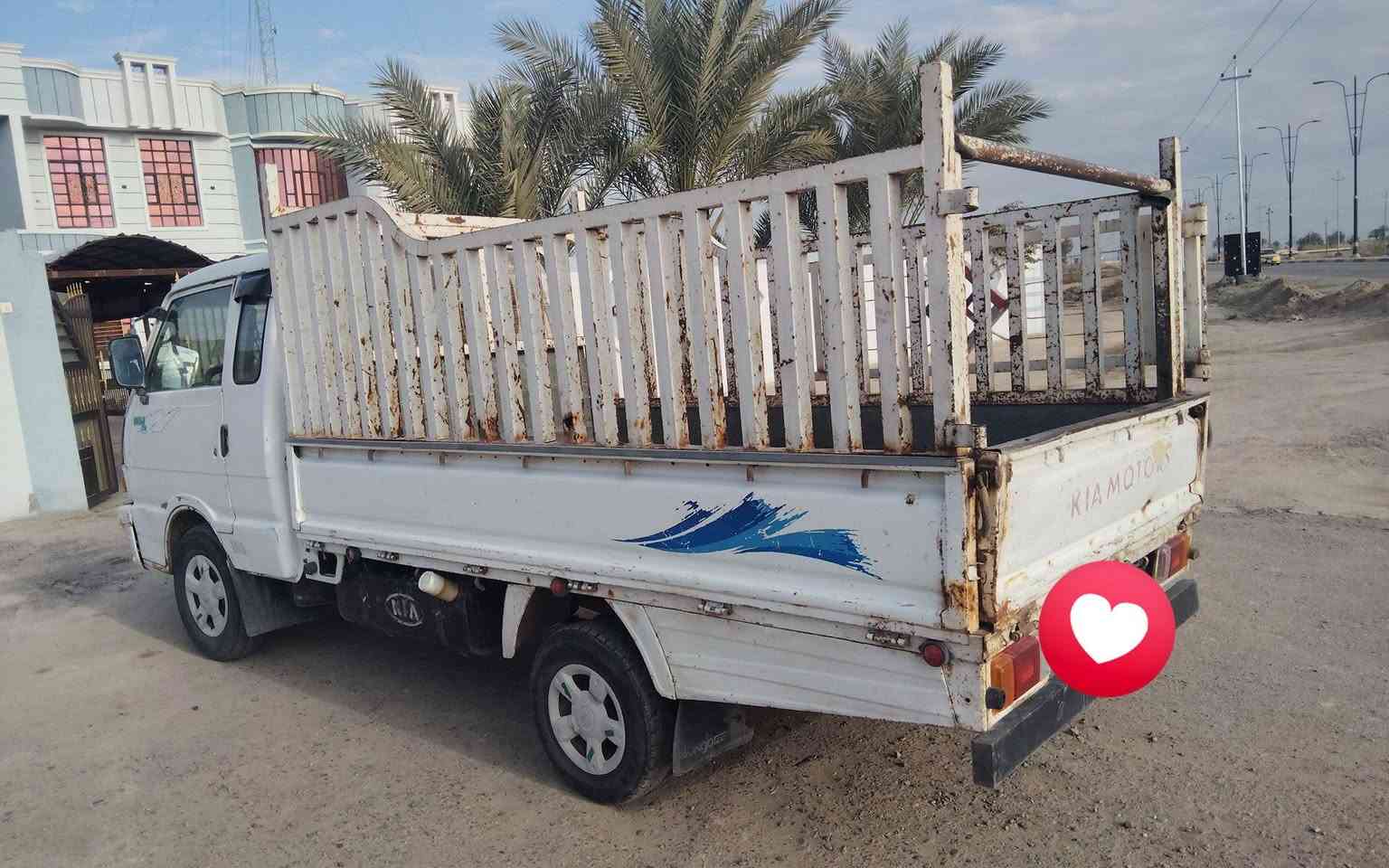 كيه بنكو موديل 96 سياره حلوه ونظيفه رايدله تبديل صدر فقط مكان سياره الانبار الفلوجه تواصل ***********
سعر 65 وبيه مجال
