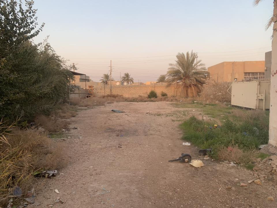 للايجار قطعه تجاريه على طريق الخدمي حي القدس ***********
