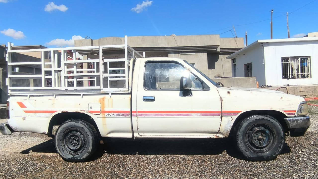 السلام عليكم يوجد بكم موديل89 للبيع محرك2400 كروسيده السعر 25 ورقه وبي مجال شي قليل العنوان الشرقاط الرقم ***********
