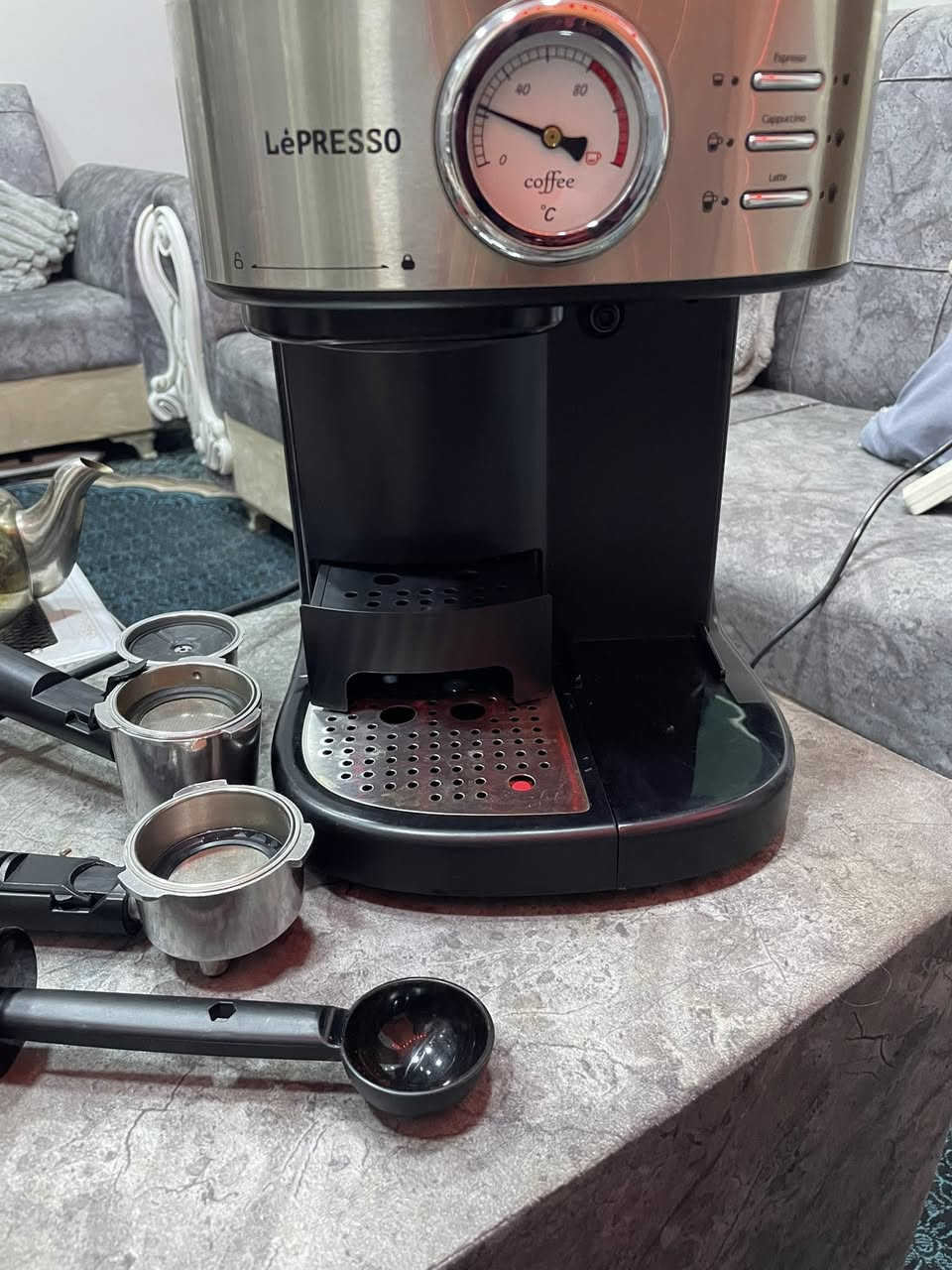 من رخصت الادمن مكينا قهوة نوع لبرسو مع ملحقاتها السعر 100 شغاله بيهه مجال


**إذا كنت صاحب هذا الإعلان وتريد حذفه لأي سبب، رجاءا أرسل رسالة إلى الدعم الفني**