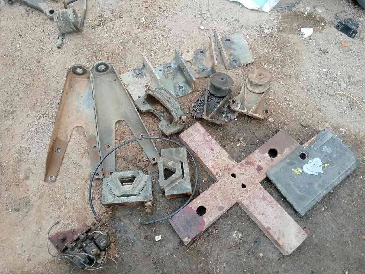 غراض سكانيا 111 اصليه شرط 
مكاني بالنجف الستفسار ***********
