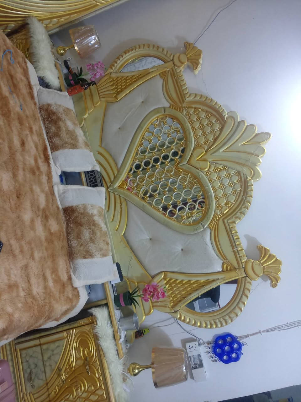 السلام عليكم عندي غرفه
 مستعمله للبيع 
للاستفسار خاص

***********
