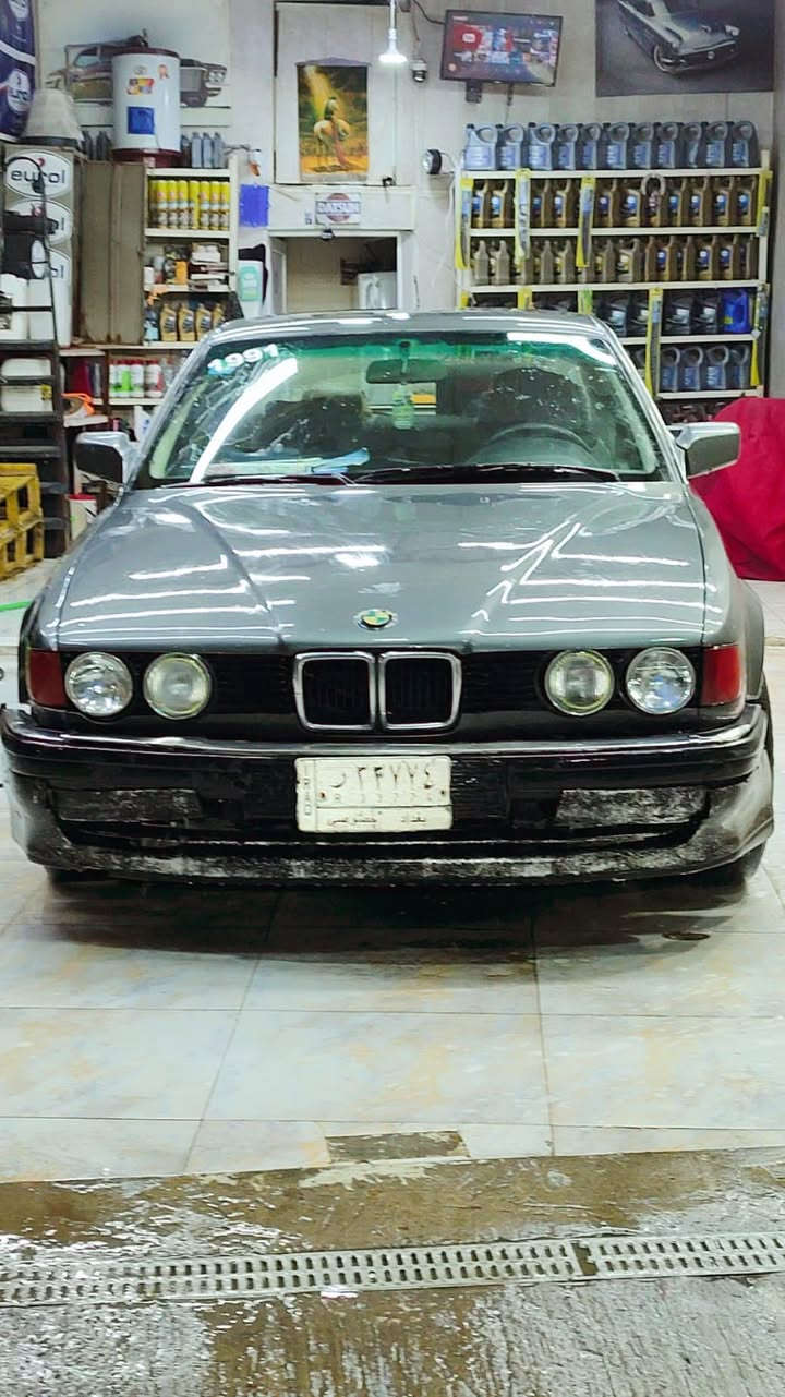 السلام عليكم ورحمة بي أم للبيع موديل 1991السياره 730 اي استفسار الاتصال ع الرقم واتساب ‏‪***********‬‏ السعر 40 وبيها مجال
