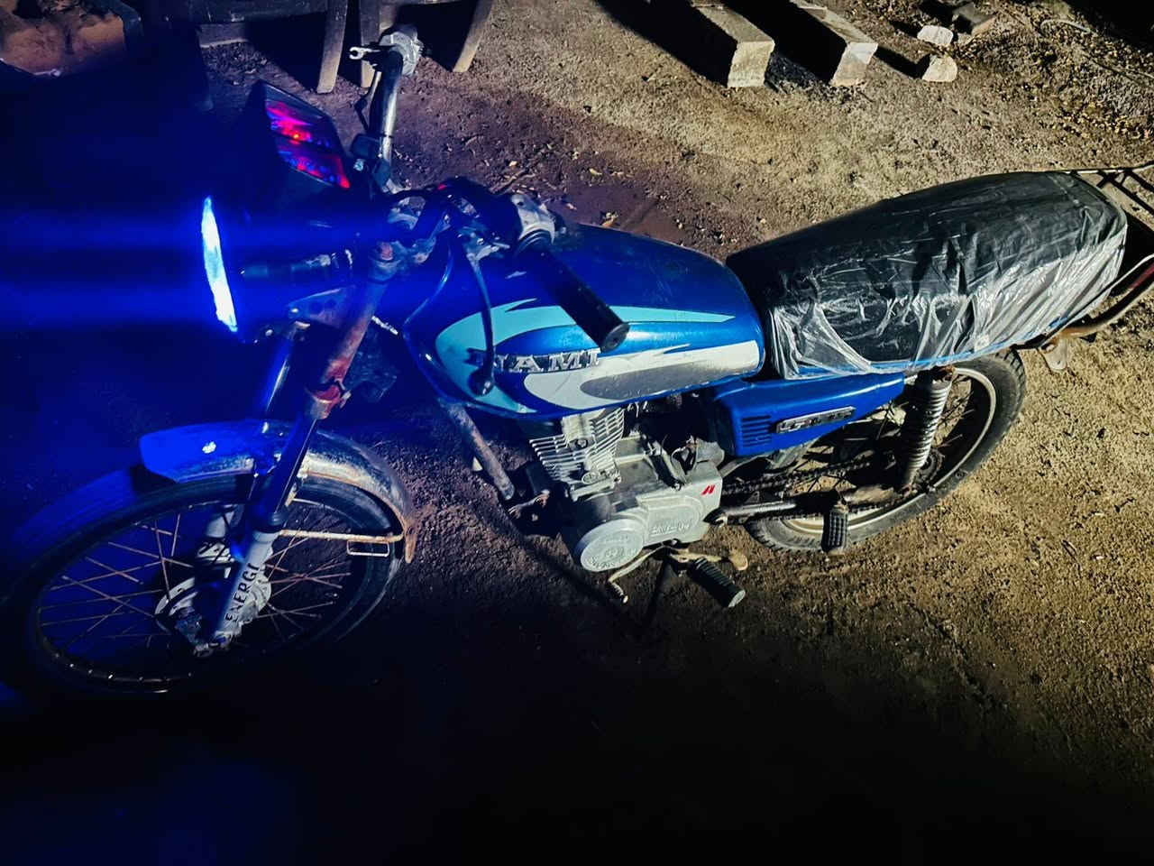 سلام عليكم دراجه نامه للبيع دراجه جيس مكينه تخبل كهربائيات كلها شغاله عينه ليزريه السعر 350 للاستفار الاتصال *********** دراجه تعاتبني عليها شرط
