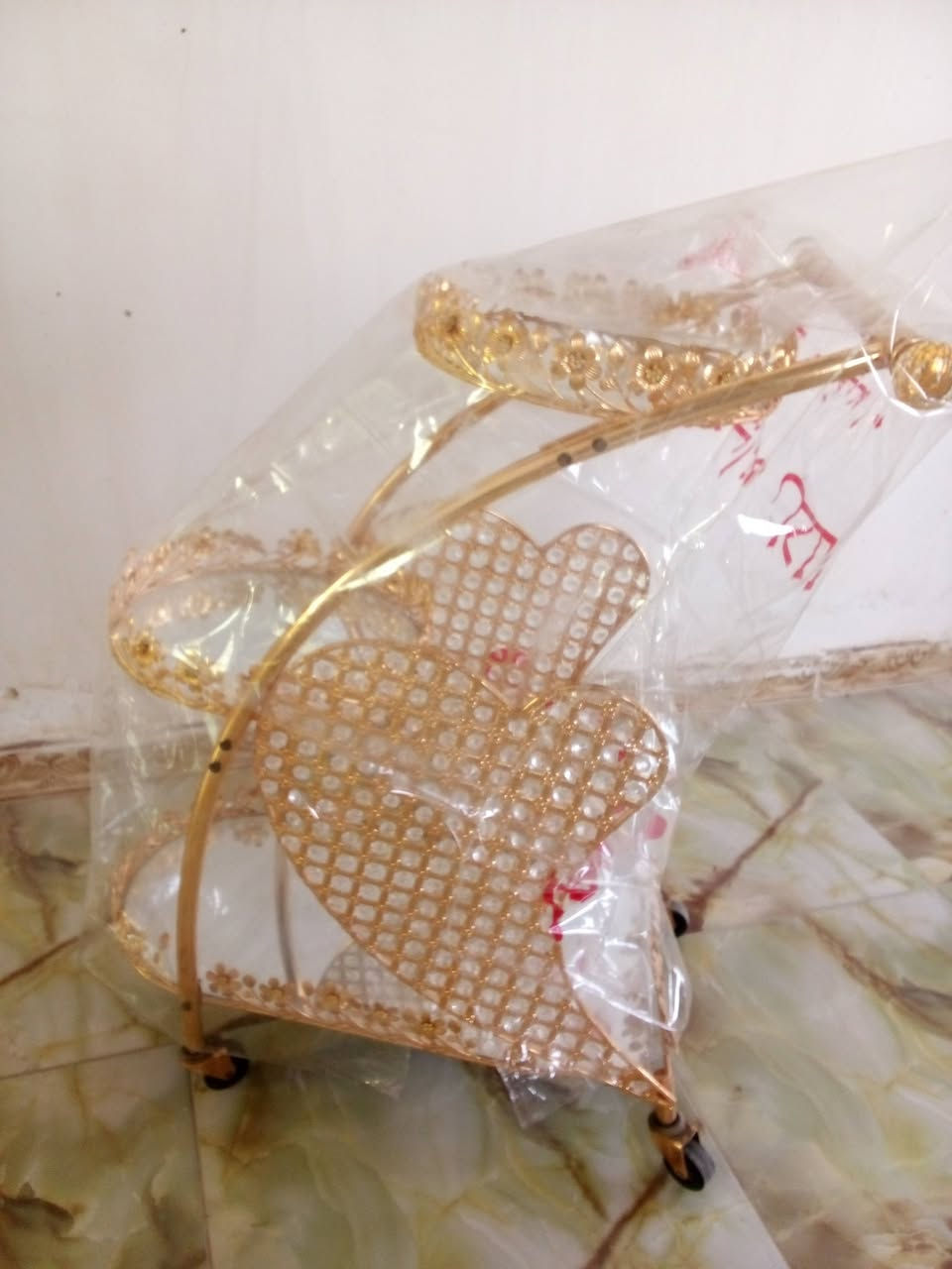 ڤاترينه
عربانة تقديم 
مرايه 
للبيع 
الاتصال ***********
