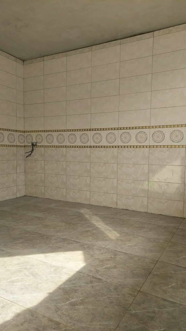 لعمل كافة انواع السيراميك 

اخوكم أدهم ال دليم 

هاتف ***********
         ***********
