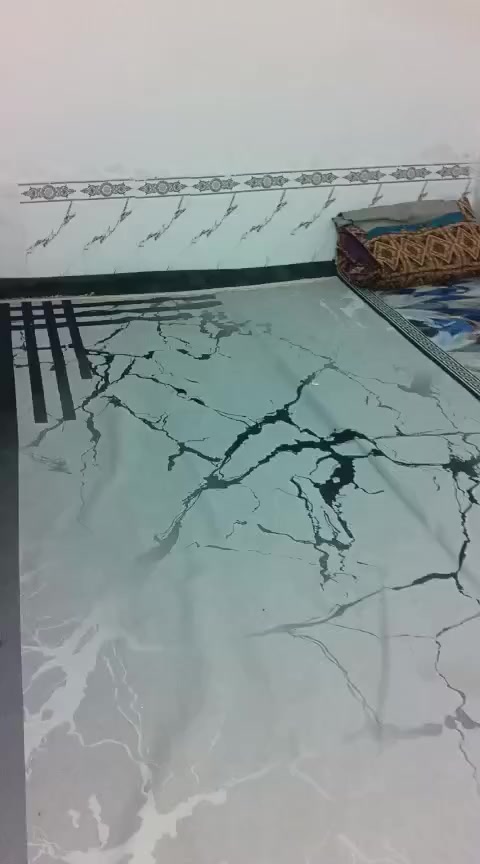 بيت تجاوز للبيع  زديناويه بشارع السفينه
بيه 4غرف  وديوانيه ومطبخ وصاله وكراج سياره

ب26 مليون وبيه مجال

***********
