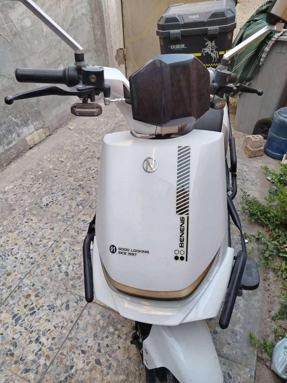 للبيع 850 الف التفاصيل على الرقم ***********
