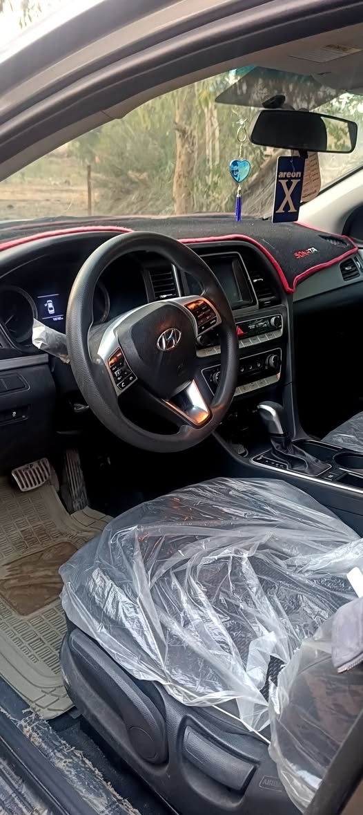 مراوس ب كورلا 
سوناتا 19 امريكي 
بيها قطعتين فقط


**إذا كنت صاحب هذا الإعلان وتريد حذفه لأي سبب، رجاءا أرسل رسالة إلى الدعم الفني**