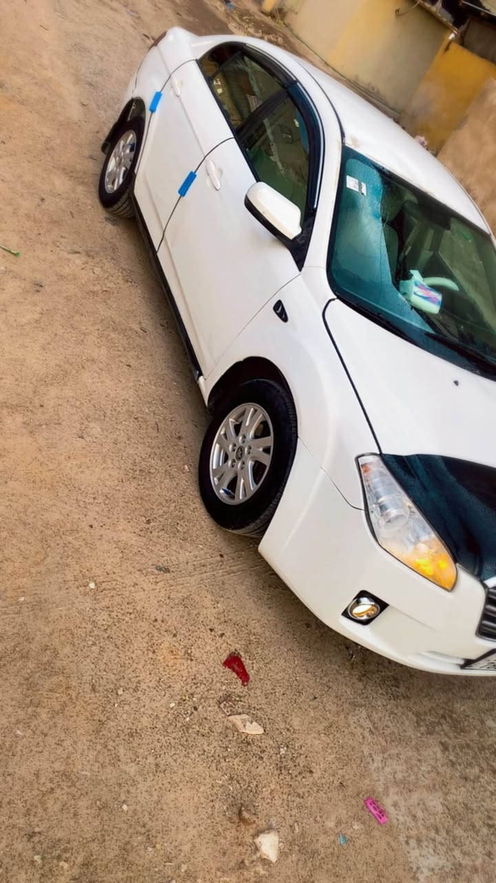 السلام عليكم فاو B50 صيني امتياز الماني  مديل ٢٠١٤ 
سياره فول حداديه تخم تاير مكينه كير  كفاله
شاشه كامره للعلم مكينه كير حداده كلها الماني بلادي
السعر 60 وبيها مجال
رقم الهاتف *********** Singapore
