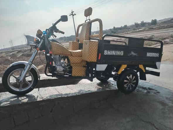 السلام عليكم ستوته للبيع موديل 2020 محرك 23 ستوته مكان جلولاه) ***********
