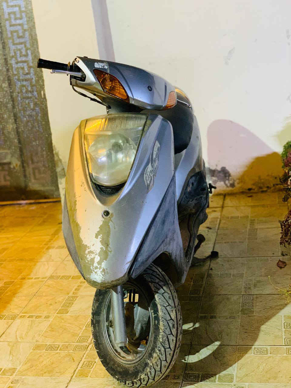 بريز ياباني فحل 
السعر/550 وبيها مجال لشراي 
حله مركز المدينة 
***********
