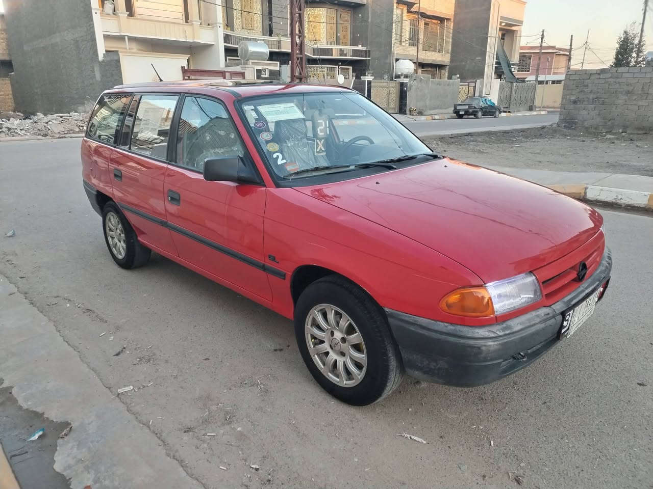 السلام عليكم
اوبل استرأ موديل 92
سياره بدون صبغ بلاديه
بختصار جهازه من كلشي
كير مكينا صدر تاير كهربائيات كلشي جديد
سعر37وبيه مجال شي بسيط مكان فلوجة
سنويه عضم عاج ثاني يوم تحويل
***********
***********
