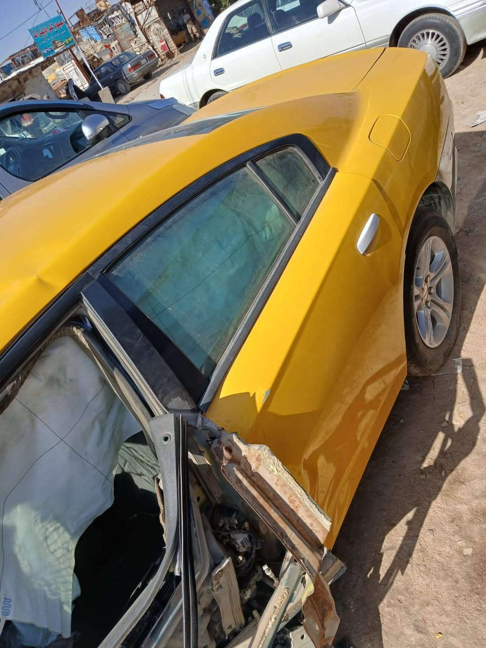 جارجر مظروبه للبيع 2014 رقم ذي قار سابقآ مكفوله ابيع عله ظربته ***********
