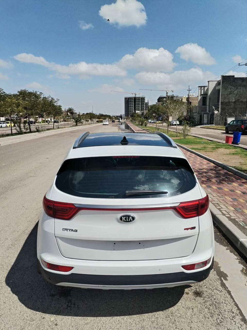 سبورتج ٢٠١٨ خليجي مواصفات فول للبيع او المراوس
رقم بغداد دولي بأسمي تقريباً مميز 
مواصفات بانوراما 
بصمه ابواب وتشغيل
مري شفط اشاير بالمري 
كشنات جلد 
كشنات ثنين كهرباء 
صندوك كهرباء
سايد بريك كهرباء 
درايف مود 
سستم صوت jbl بلادي 
شاحن لاسلكي
شاشه صغيره وكامره خلفيه 
محرك ٢٠٠٠ دوش 
ماشيه ١٢٥ الف كيلو
سياره خليجي صار بيها حادث بالعراق ونصبغت حزام 
مكينه كير صدر تبريد كهربائيات كله جاهز 
مكاني بغداد 
السعر ١٥٣ وبيها مجال
باقي التفاصيل اتصل 
***********
