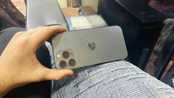 سلام عليكم١٣ برو ماكس للبيع جهاز خدشش مابي نضيف كلش مبدل فقط شاشه عاديه ومابيه اي اضرار
ذاكره٢٥٦
بطاريه٨٩
وجهاز اخو الجديد للبيع مكان بغداد جسر دياله الزعفرانيه للبيع ٥٥٠ وبي مجال
 للستفسار عرقم***********
