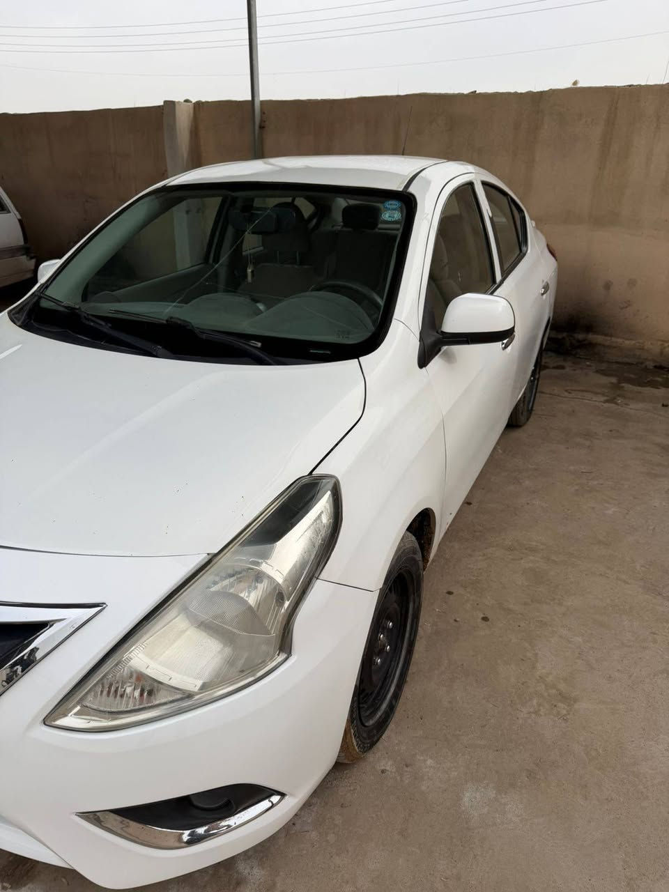 للبيع 
موديل 22
رقم وسنويه جديد
سعر 83 بها مجال 
شرط تحويل
بيها صبغ عام فقط
مكان السياره  معارض برطله بانوراما 
للاستفسار 
***********
***********
