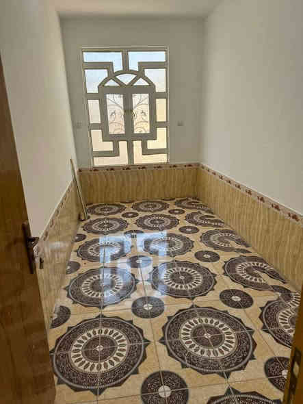 دار 🏠 للبيع    45 مليون 

المساحه 55 متر 

بناء نظيف جداً  

في حي النداء قرب المدرسه الصينيه 

طابو صرف 

طابقين 

الطابق الاول   {غرفه + مطبخ + تخاريج} 

الطابق الثاني  {غرفتين +  تخريج}  

للاستفسار ***********
