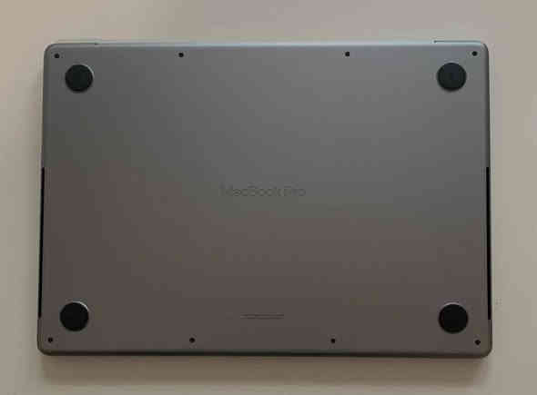 💻Macbook pro ♦️M2 pro 2023♦️
⬛14 inch
➡️512 Gb Hard
➡️16 Gb Ram
♦️Cycle count 69
👌Clean 100 %
🎁Box included
🚛We deliver to all iraq
For more informations call *********** or by messenger
