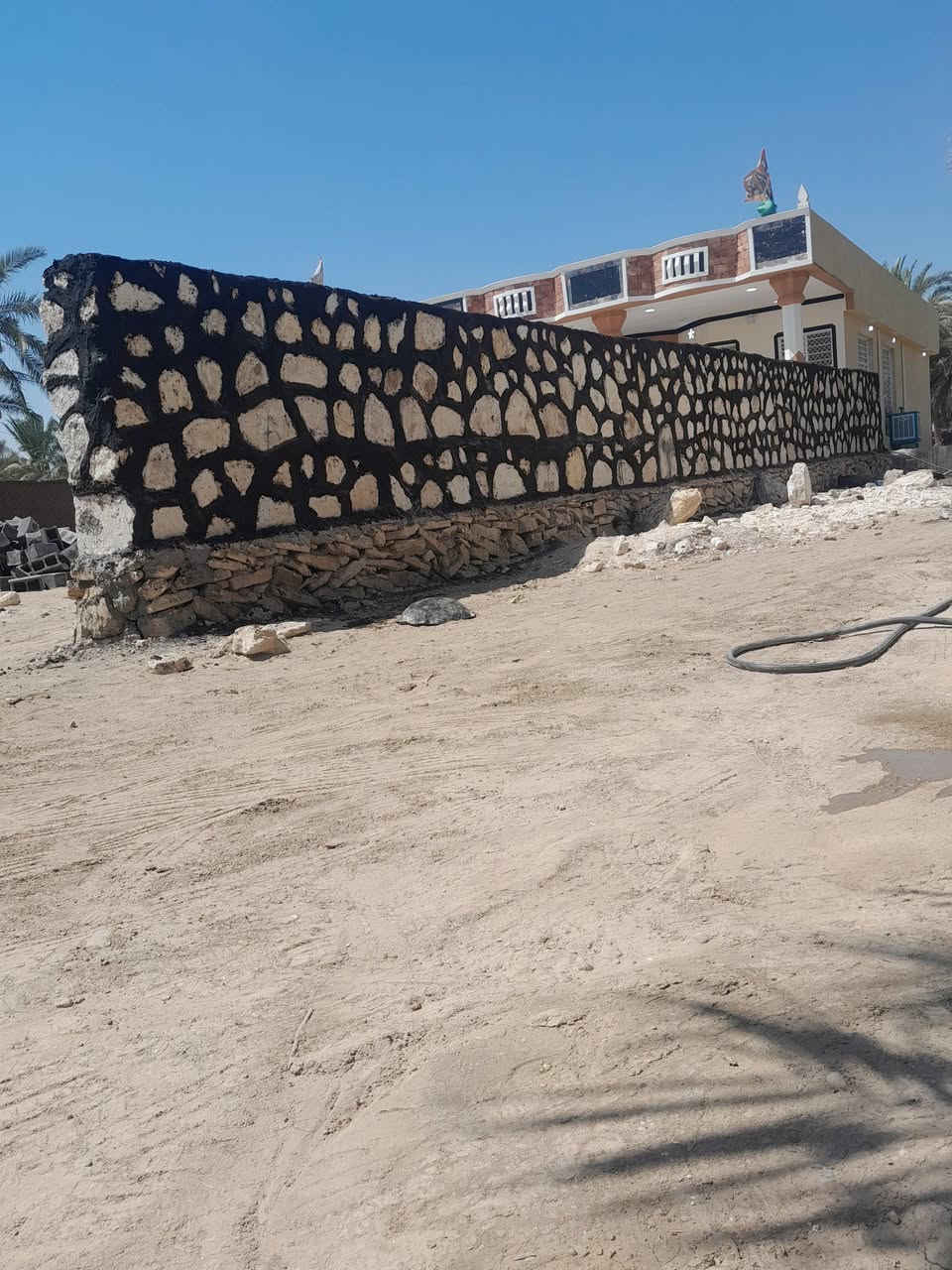 السلام عليكم بناء حجر كرستة وعمل الاستفسار الاتصال ***********
