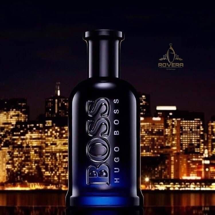 Boss Bottled Intense Eau De Parfum
عطر بوس بوتلد إنتنس اودي 
تقدم Hugo Boss عطر أول اودي بيرفيوم من مجموعة عطر بوس بوتلد Boss Bottled الذي صدر عام 1998 و قد تميز برائحة منعشة جذابة و قد أعادت شركة بوس تقديمه عام 2015 في شكل جديد و كثيف بإسم بوس بوتلد إنتنس Boss Bottled Intense  ثم أعلنت الشركة في  2016 عن عطر Boss Bottled Intense Eau De Parfum في شكل ماء عطر أكثر كثافة و تركيز أعلى من الزيوت العطرية.
بوس  بوتلد إنتنس ماء عطر
عطر بوس بوتلد إنتنس ماء عطر خشبي تابلي له نفس نوتات نسخة ماء التزيين التي صدرت عام 2015 و لكن مع زيادة نسبة و تركيز الزيوت العطرية لتصل إلى 14% و تقوية معدل ثباته. يبدأ العطر بالتفاح الأخضر و زهور البرتقال مع البرجموت و قلب تابلي من القرفة و القرنفل مع زهور الجيرانيوم (إبرة الراعي) مع قاعدة غنية بأخشاب الثمينة و هي الصندل و الأرز مع الفتيفير مغلفة بالفانيلا الدافئة.الوجه الإعلاني هو الممثل جيرارد بتلر .
100 مل اودي بيرفيوم 
🚘 يوجد خدمة توصيل لجميع محافظات العراق ٤ الاف 🚘


**إذا كنت صاحب هذا الإعلان وتريد حذفه لأي سبب، رجاءا أرسل رسالة إلى الدعم الفني**