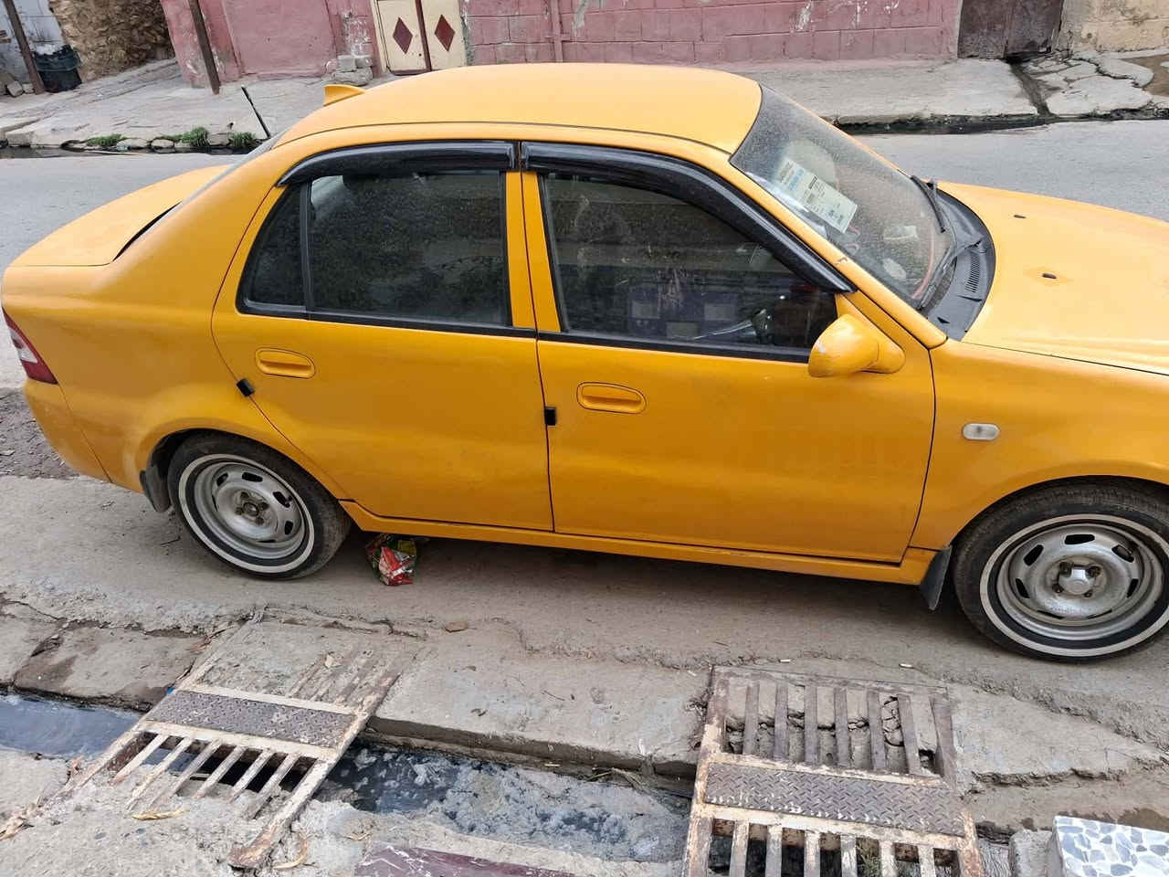السلام عليكم
سيكي للبيع رقم نينوئ محرك كورلا شرط كير عادي شرط 
باب النفر وقطع ثانيا صبغ بس سيارة كدام العين
مكلف بل نشر 
مكلف بل نشر
السعر 45بيها مجال
***********
