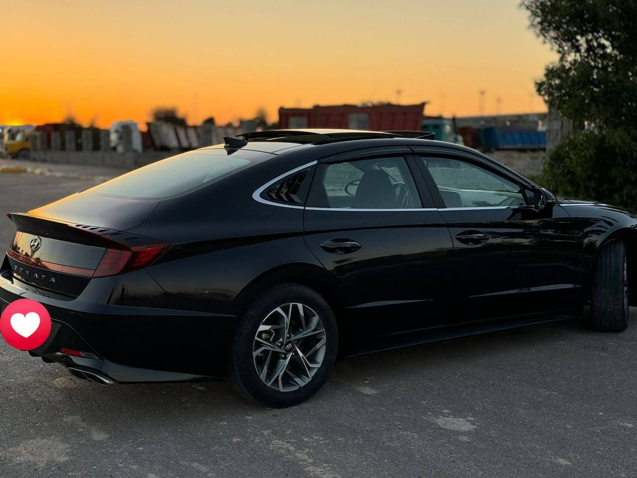 السلام عليكم
سوناتا 2023 للبيع 
فول مواصفات 1/1
محرك 2500
ماشية 44
حادثه جداً بسيط بدون ايرباك 
السعر 170 
الخاص مغلق 
فقط اتصال او وتساب
***********
