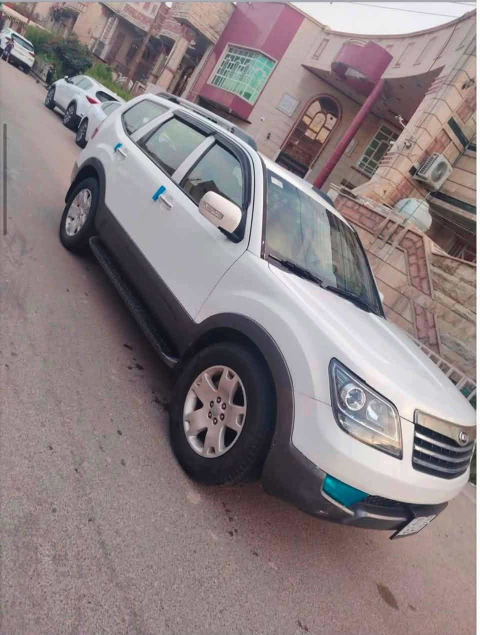 مهاڤي موديل ٢٠١٣
موصفات فتحة سقف كشنات كهربائية مري شفط سبعة راكب شاشة حساسات خلفية كامرة خلفية تايرات جديد 
صبغ بس جاملغ امامي جهة عكس السايق 
الصدر نص عمر وباقي كفالة ماشيه ١٨٠ الف 
السياره سويج مو بصمه بيع مستعجل 
***********
