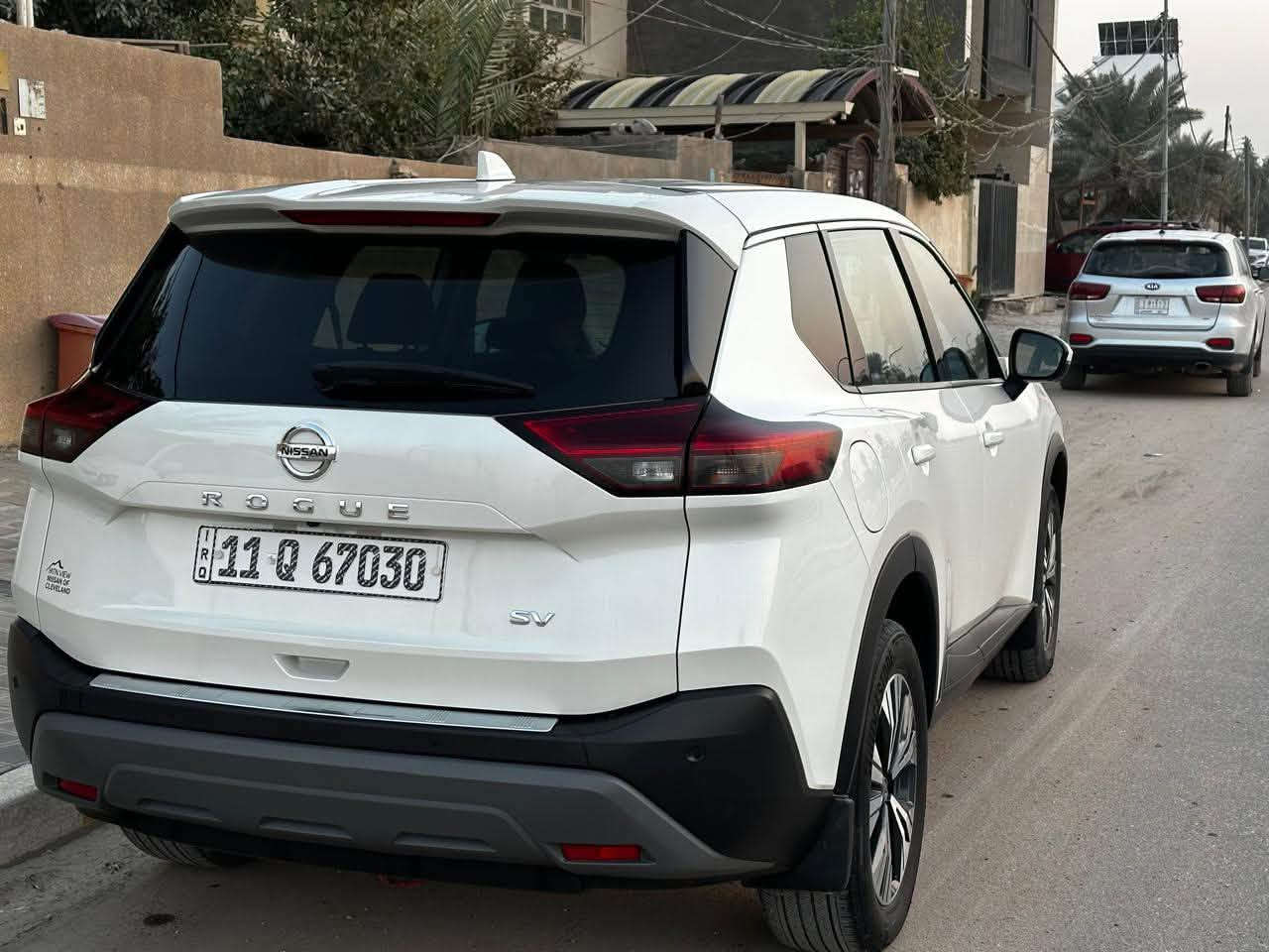 السلام عليكم

روج 2021

محرك 2500 ارغب محرك
رقم بغداد 

حادث  بنيد وجاملغ ايرباك درگة فقط

ماشية 45 الف ميل سيارة جديدة كلش

كامرات جانبيه رادار توقف خلفي 

نقصها بس رادار امامي وكاميرا امامية 
بغداد رقم وهزة جدد
السعر 160 وبيها مجال بسيط
مكان السياره بابل 
***********
