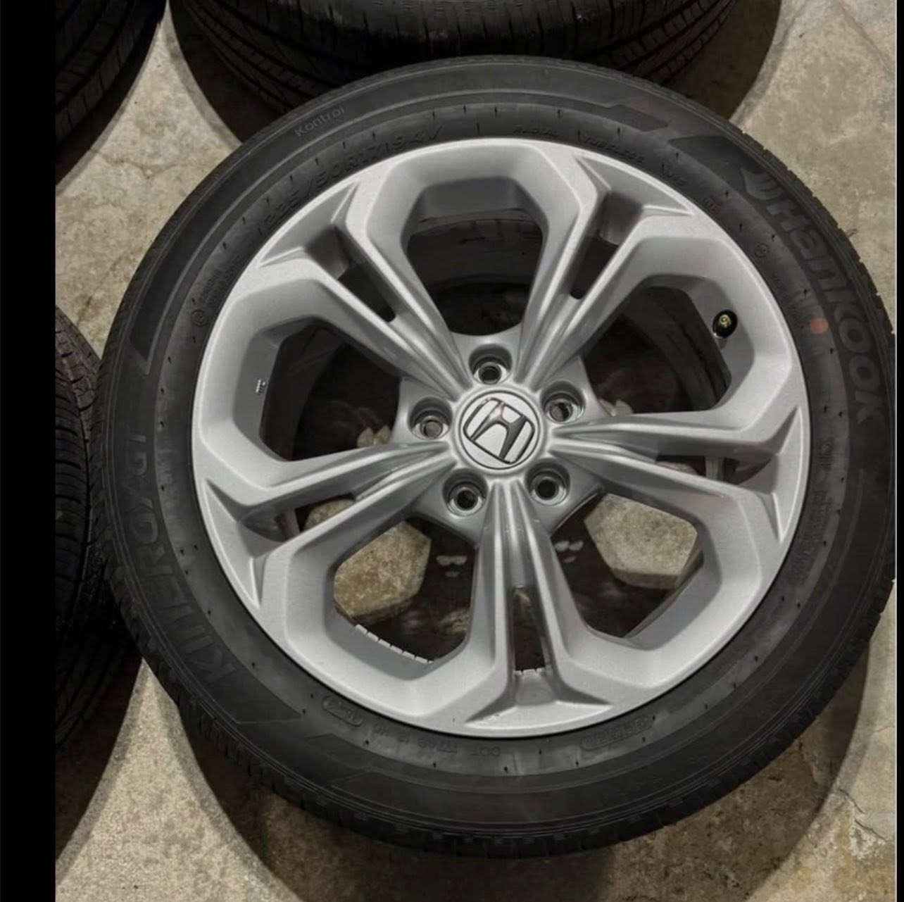 تخم ويل ويا تايرات اصلي وكاله ميشلان بدون اي ضرر او صبغ او تعديل


**إذا كنت صاحب هذا الإعلان وتريد حذفه لأي سبب، رجاءا أرسل رسالة إلى الدعم الفني**