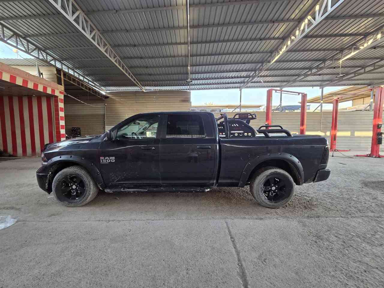 رام كلاسيك 20 
مكينه 8 5700
وارد امريكي بيه 4 قطع
رقم بغداد

السعر 

185

***********

مكان السياره حله
