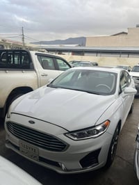 فورد فيوجن  SEL الموديل :- 2019 حجم المحرك :- 1500 تيربو  المواصفات :-...