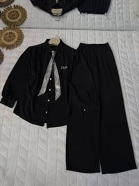 طقم قطعتين • خامة جسيكا • مقاسات ٤٠-٥٠