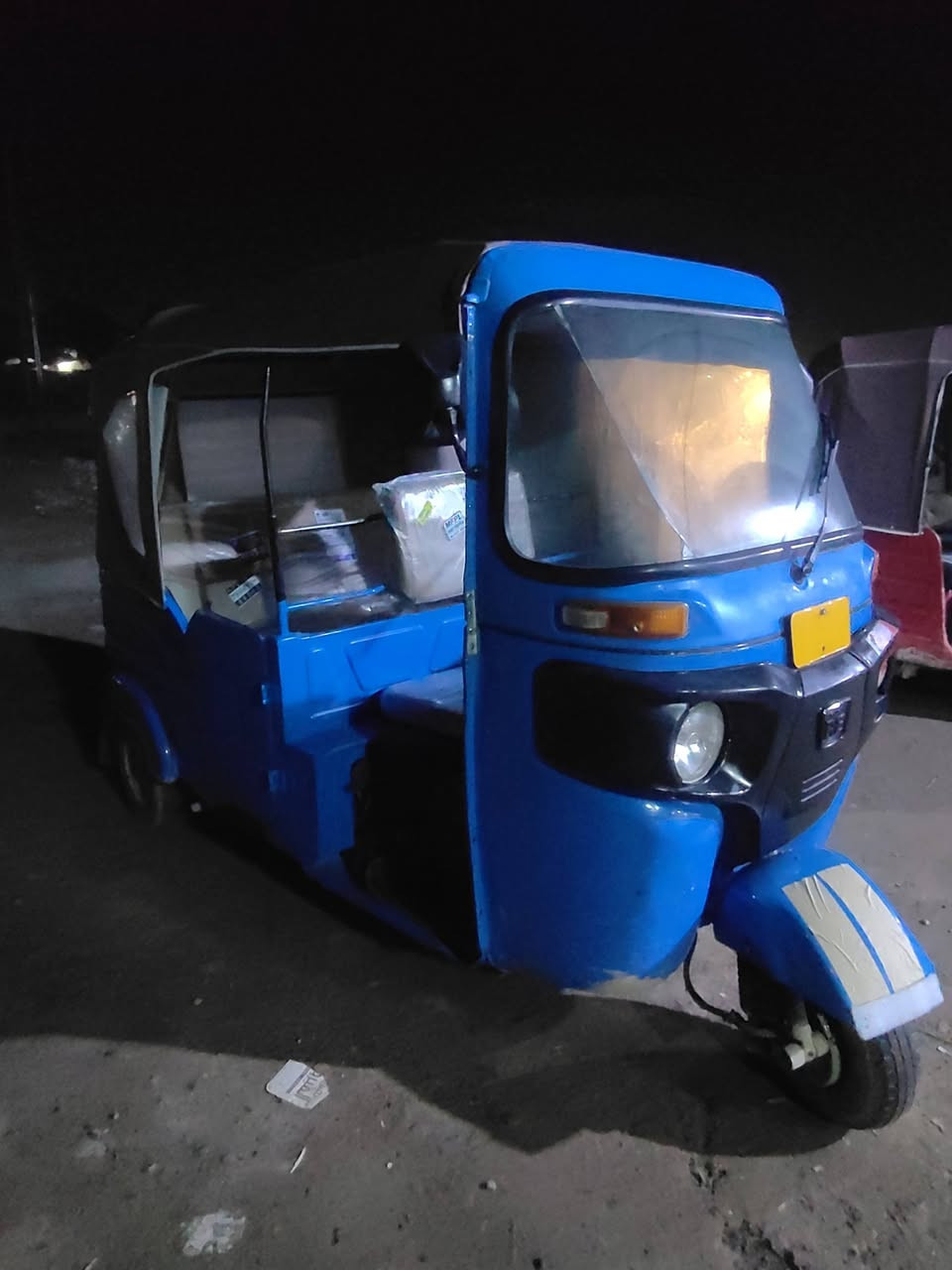 السلام عليكم تكتك موديل 21 بس بل سنوية 20 رقم ديالى تحويل ثاني يوم الكشر مابي لا صبغ ولا معجون بس بيهة بارد المحرك مكفول لا تنقيص ولا تبخير الاكسل مكفول ترايهة حلو التكتك كاملة السعر 6و٨٠٠ وبيهة مجال المكان بعقوبة جرف الملح اتصل عرقم ويدلل ***********
