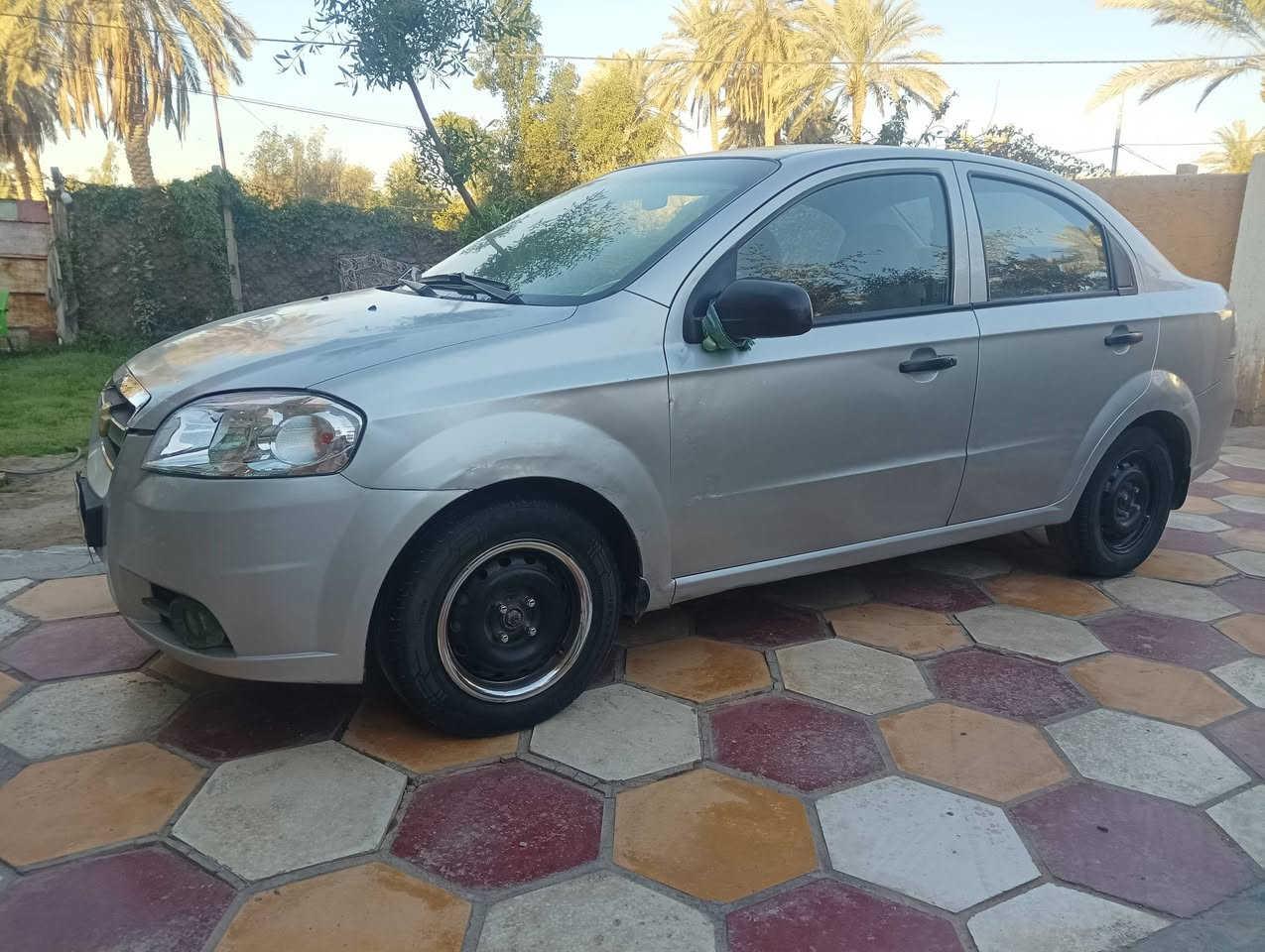 لسلام عليكم 
افيو 2013 رقم بابل خليجي مسكر المرغوب جاهزه من كلشي الاستفسار ***********
