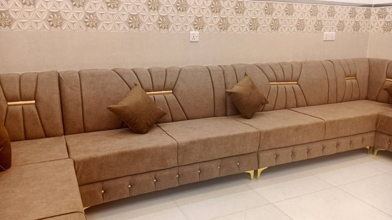 مفاجأة كبرى ♡ ويانه وبس الفتره محدوده  ديوانات ذات تصميم تركي شغل عراقي ضمان سفنج هايكستر عراقي ضغط عالي ضمان 6سنوات خشب 18مليم جام انج  ونص عراقي ضمان 10سنوات بأسعار منافسة وخيالية💫  خدمة توصيل 🚛الى باب البيت🏠 وسعر💫 التوصيل مجاني ديوان بموديلات تركية بطول 7.50 بسعر💫 مناسب جداَ جدا400 ألف د.ع  مع هدية كوشة عدد 4  نعمل💫 حسب القياسات الخاصة سعر المتر 65 ألف فقط فقط 
للحجز والاستفسار الرجاء الاتصال على الارقام التالية📞
***********مهند،،
***********مهند واتساب فايبر 
***********مهند،١
