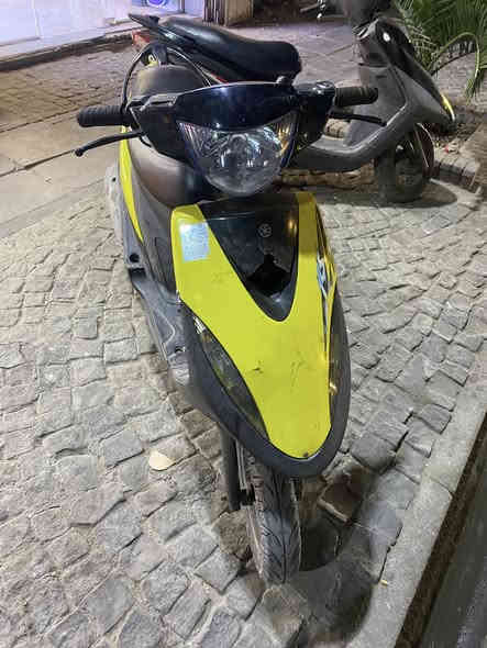 ماكس عدله للبيع دراجه شهر وكم يوم من نزلتها رمبه وبأسمي دراجه مكفوله من مكينه وكهربائيه والله يشهد صار قدر الكڤر الأمامي صار بس كسر وكڤر الستيرن هم شويه باقي دراجه كفاله ماعدا الكابريتر يحتاجله تنضيف وباتري فقط  عامه وحتاج واريد ابيعها الله يشهد جديده بس ممغسوله السعر 850 والشراي بخدمته للأستفسار (***********
