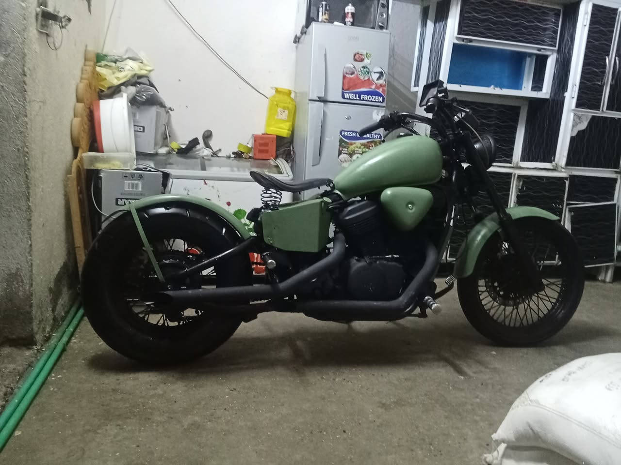 السلام عليكم حبايب ❤️
هوندا ستد ببر400 🪬
شلعه ومعدل طيران وحش حرفيا ✅
عليها ادامه كامله ✅
دهن امزويل ✅
وشوته ومي راديتر زيتي ✅
لدراجه كلش حلوه نصبتها وكلشي بيها فقط ملاحضات بسيطه بريك لكدام عدك خفيغ
وعندك الباتري شوي تعبان  فقط هاي ملاحضاتها .......!
لسعر   1500
‭***********(‬)
