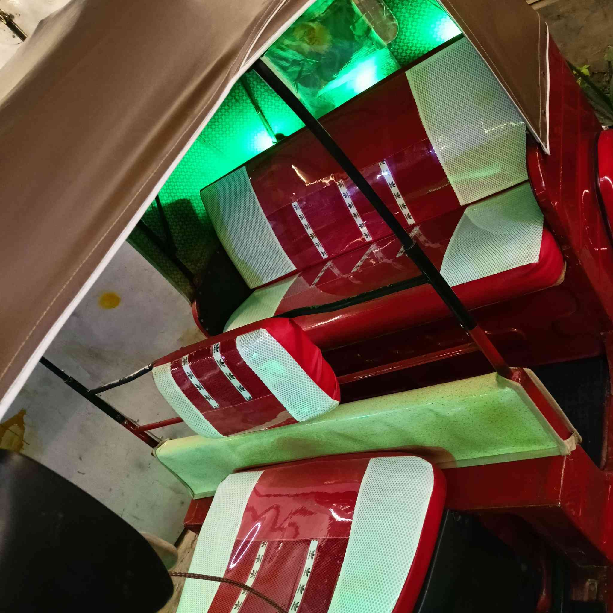 السلام عليكم تيك تيك 2017 تيك توك بلاديه بس توس معمره اوراقي مصطفى سبعه بمكان بغداد الرئاسه عبيدي شارع 20 السعر 4,000,000 ونص وبيها مجال 📞 ***********
