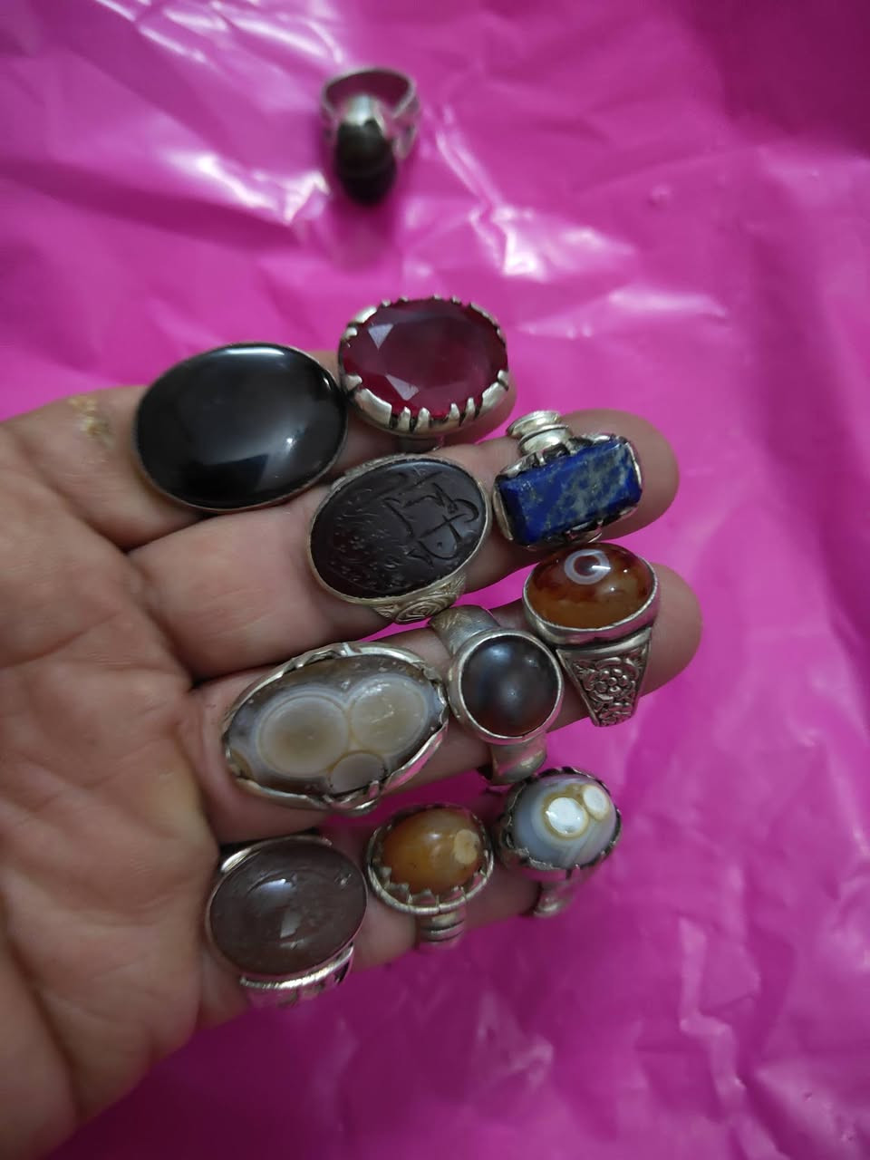 محابس لبيع 10 سعر لواحد 60 يوجد خدمة توصيل ***********
