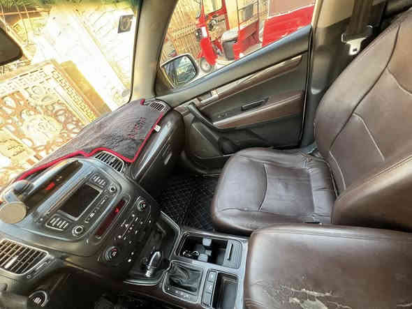 سلام عليكم سيارة البيع سورنتو موديل 20013 
موصفات فول واحدعلى واحد بصمه بنيرومه سبعه ركب تلاثه قطع تبريد مري شفط حساس امامي خالفي
كشن كرباي ترحب بكم كفال من كلشي لا صبغ ولاضربه كير مكفول محرك مكفول سته 6️⃣ سندر ***********
