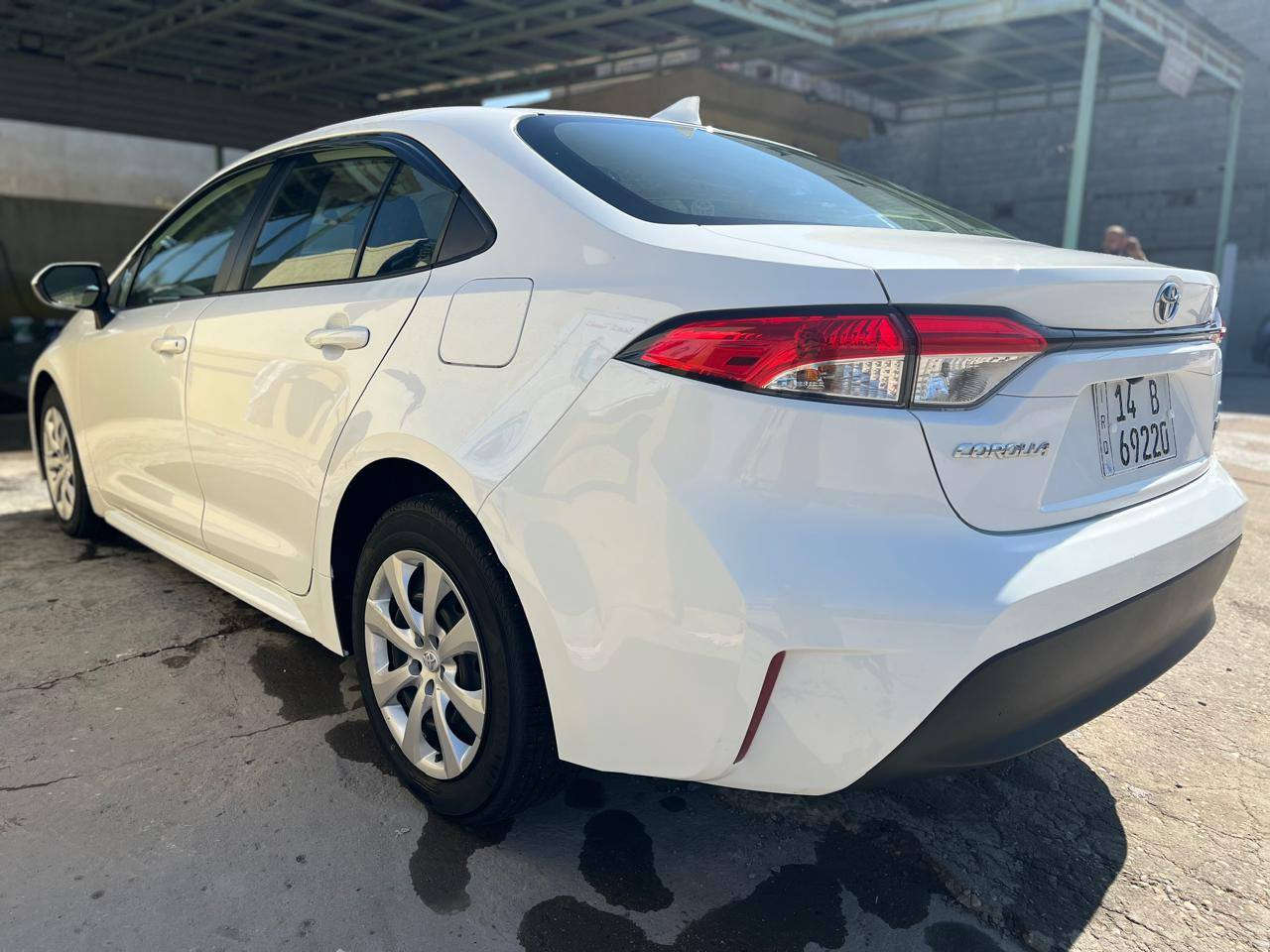 تويوتا كورولا هايبرد موديل 23 وارد امريكي بدون حادث طابه تقرير غرق 
السياره جاهزه من جميع النواحي اي نقص مابيه مرقمه بصره السعر 165وبي مجال اخوان إنه مكلف بالنشر راح اضيف رقم هاتف صاحب السياره اي استفسار مراسلته واتساب او الاتصال *********** البصرة, العراق
