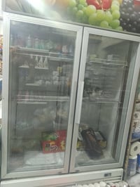 براد • يحتاج غاز • للبيع