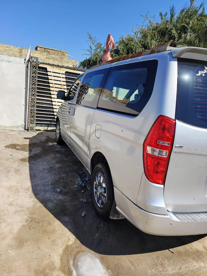 سلام عليكم ستاركس 2008 

مكينه مسكر جديده 
مبدل سستم كامل 
رقم بابل 
فخذه صفحه السايق بيه خياس 

سعره 125 وبيه مجال 
***********
