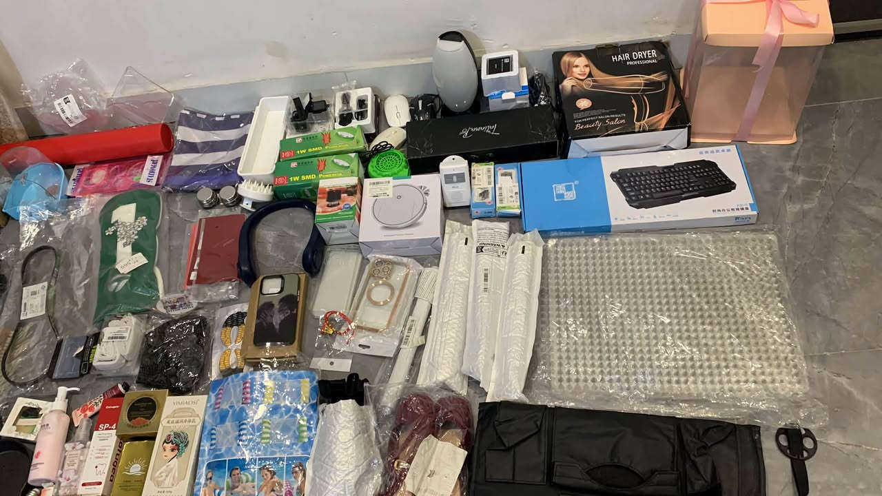 كارتون كامل منو تفيد ه يدخلي خاص


**إذا كنت صاحب هذا الإعلان وتريد حذفه لأي سبب، رجاءا أرسل رسالة إلى الدعم الفني**