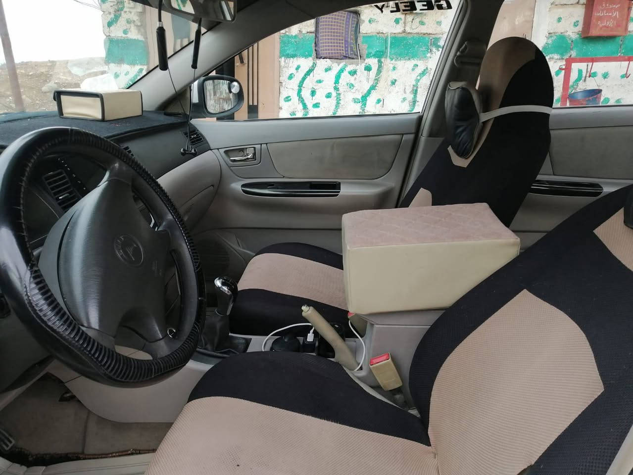 أَلسلام عليكم 🙋‍♂️
جيلي 
موديل : 2013 
لون : ابيض 
محرك : 1.5 cvvt
رقم نينوى جديد : ( 12 ) 
رقم وهزة وسنوية جديد ✅
مواصفات : فول عادي👇🏽
كير عادي 🫳🏽
داخل لونين 🍂
اشاير بالمري 💥
يدات نيكل 👉🏼 
محرك & كير ( شرط ) 
تبريد ثلج 🥶 + تدفئة نااار 🥵 
♦️ وعليها ادامة حدادية كاااملة كلو جديد وشرط !! 
شرط الوكالة والتحويل 👍🏽✅
أَلسعر : 72 وبيها مجال للطيبين ......✓

📌 للأستفسار : *********** اسيا 
                       *********** كورك
