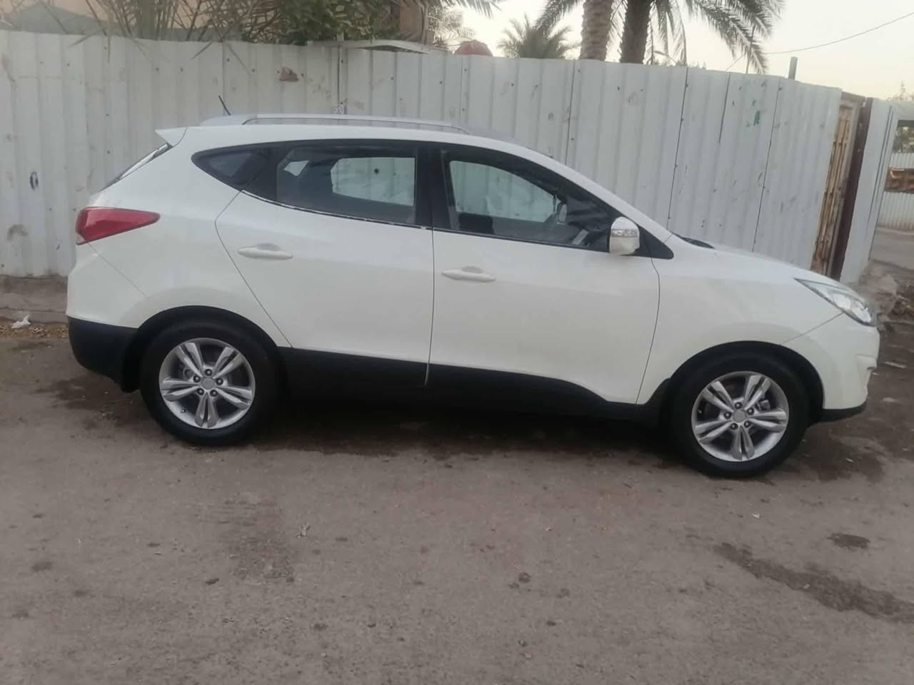 السلام عليكم سياره توسان 2010 مواصفات بانوراما فتحه اشاير بل مري تحكم ستيرن ويل كب مكينه 2400 المرغوب سياره جاهزه فقط صبغ قبق جنطه والباقي كفاله السعر ١٢٠ وبيه مجال مكاني النجف رقمي ***********
